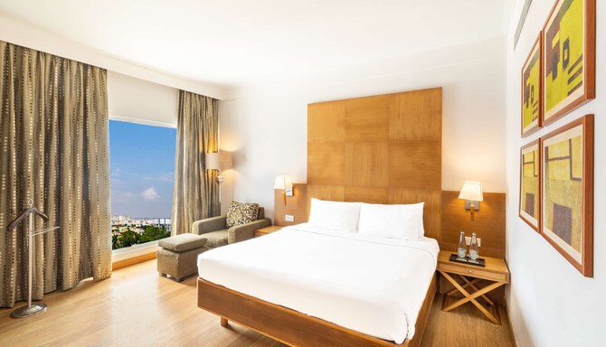 Park Plaza Chennai OMR - Suite Bedroom