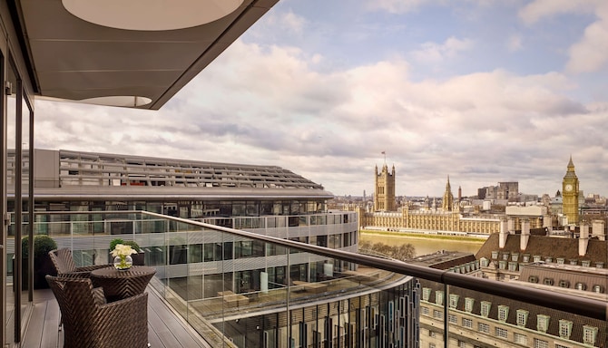 Park Plaza County Hall London - Suite