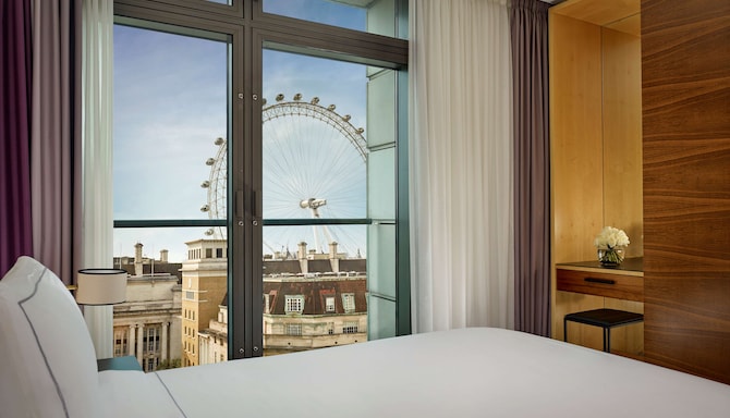 Park Plaza County Hall London - Suite