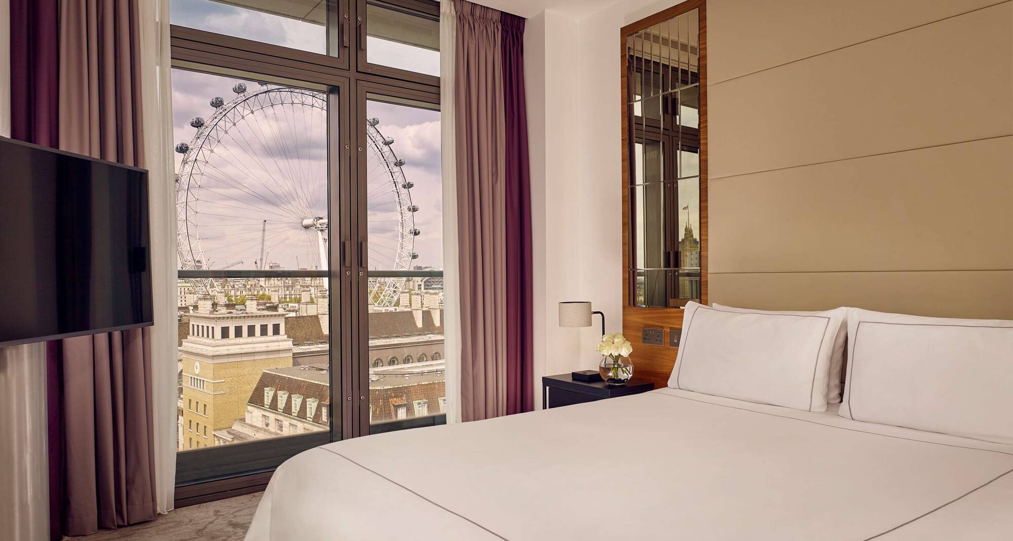 Park Plaza County Hall London - סוויטת ג'וניור עם נוף ללונדון איי - חדר שינה