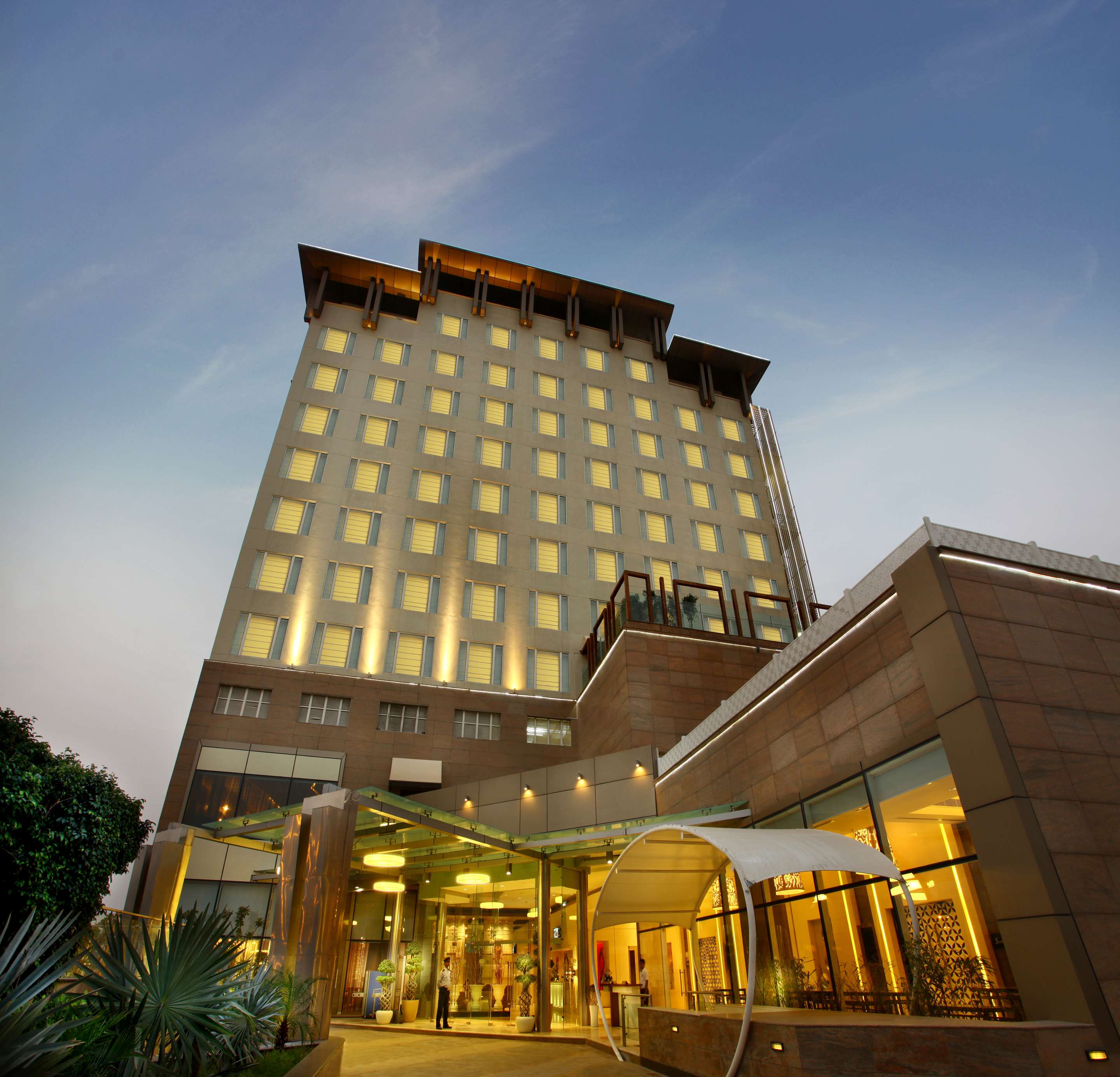 Park Plaza Delhi CBD Shahdara - Exterior with porch