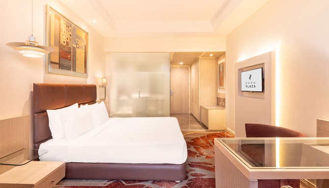 Park Plaza Faridabad - King Bed