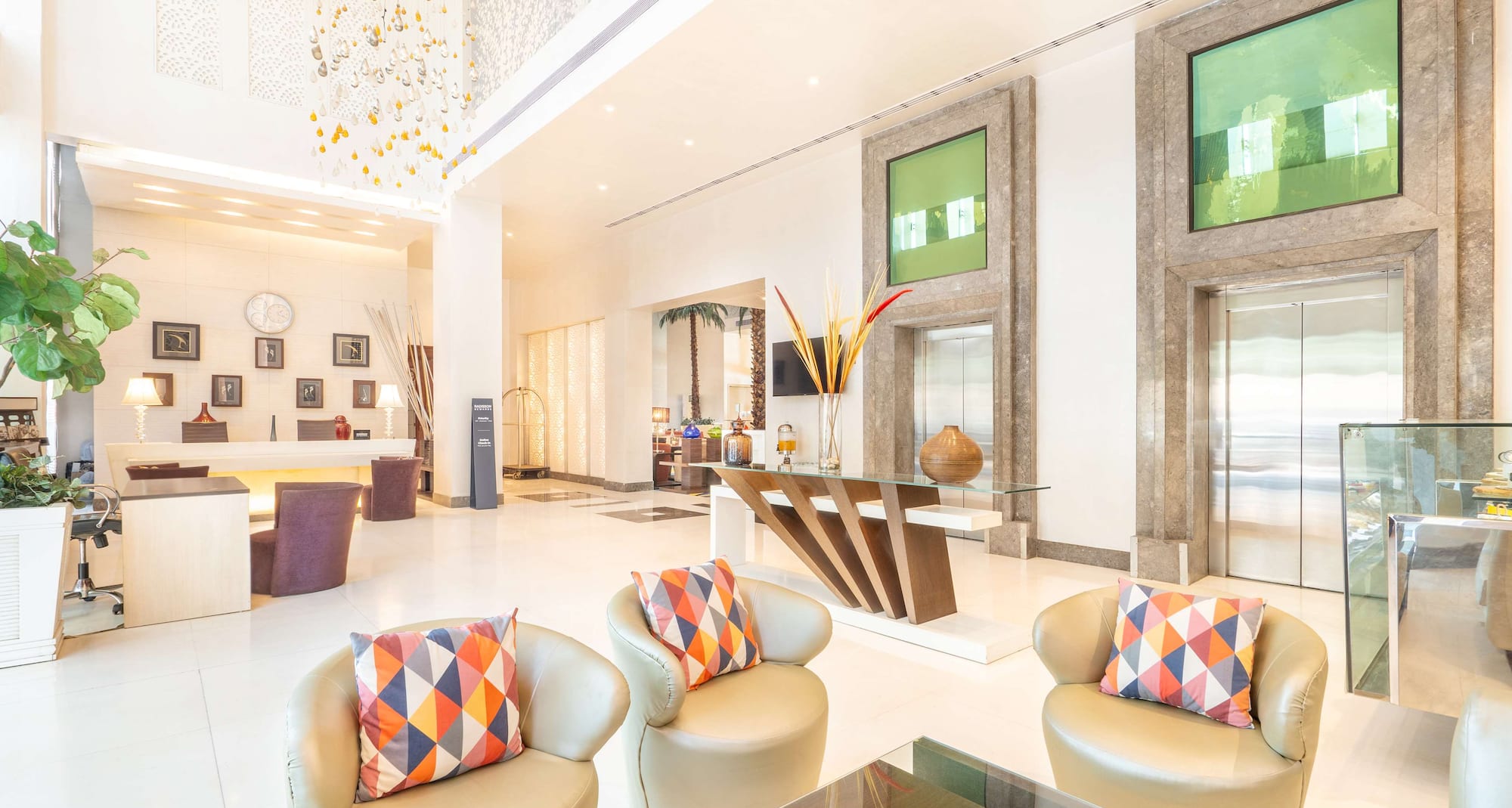 Park Plaza Faridabad - Lobby