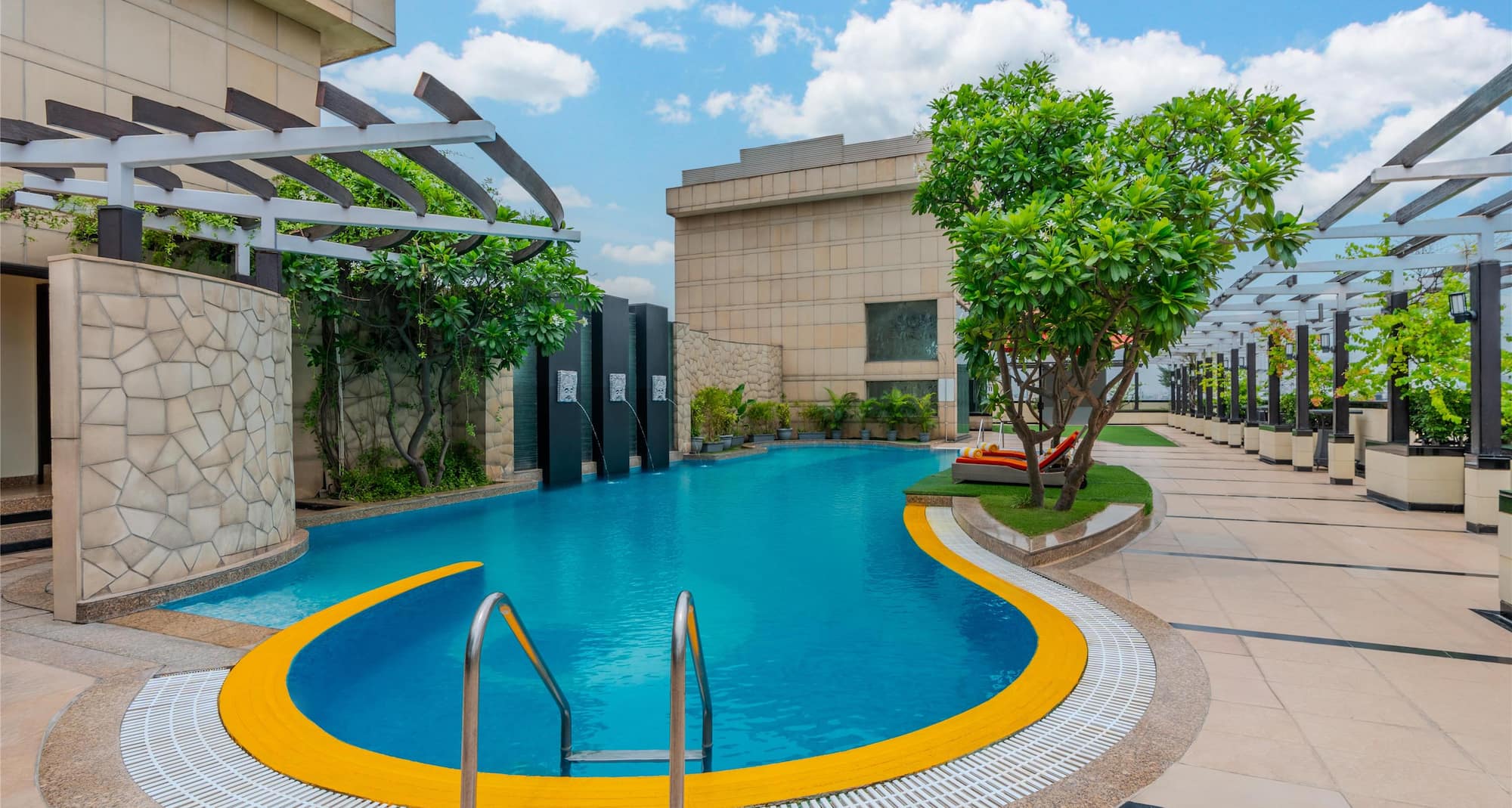 Park Plaza Gurugram - Swimming Pool