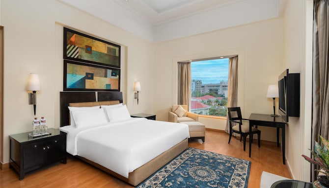 Park Plaza Gurugram - Suite Bedroom