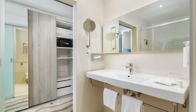 Park Plaza Histria Pula - Gjesterom bad