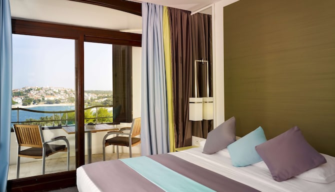 Park Plaza Histria Pula - One Bedroom Suite Sea View