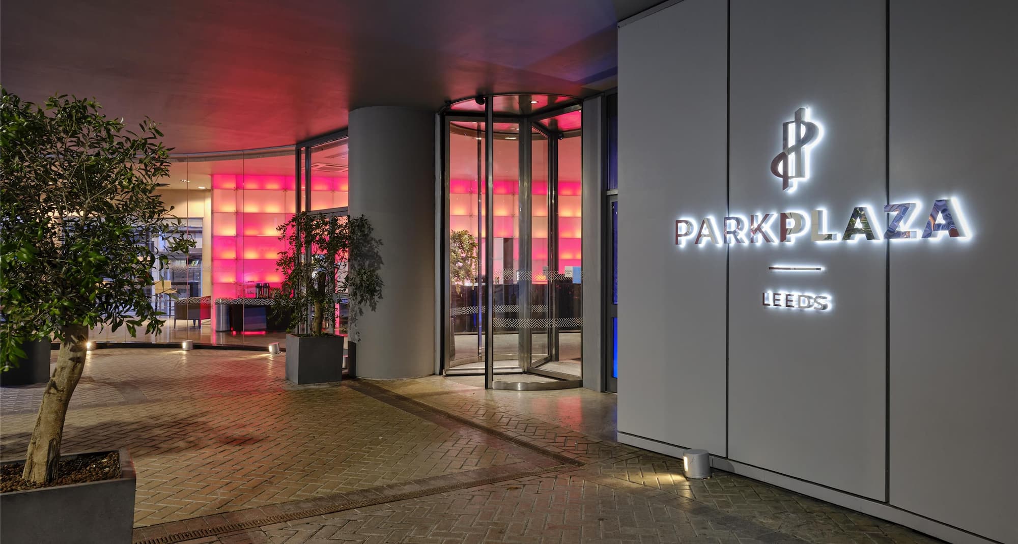 Park Plaza Leeds - Entrance