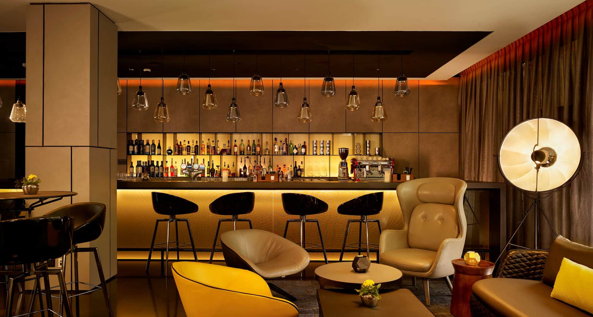 Park Plaza London Park Royal - Westway Bar