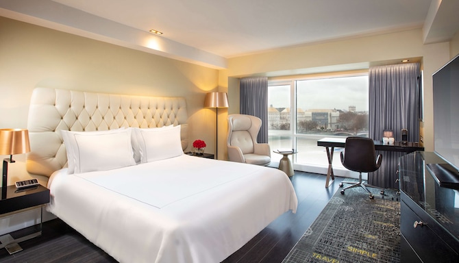 Park Plaza London Riverbank - Guest room