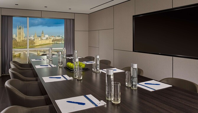 Park Plaza London Riverbank - Meetings Boardroom