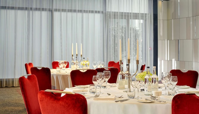 City Suite 2