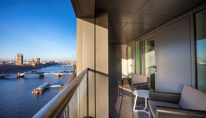 Park Plaza London Riverbank - Suite