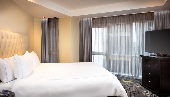 Park Plaza London Riverbank - Suite