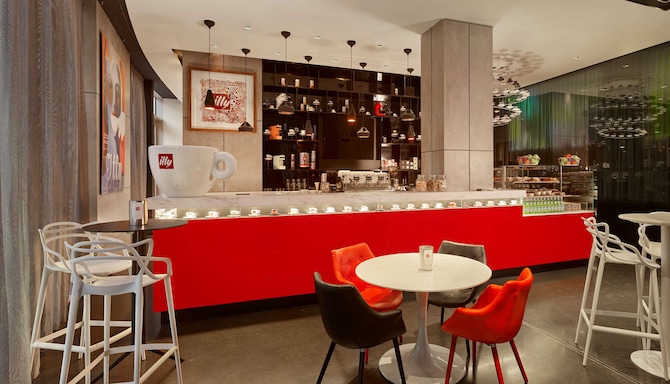 Park Plaza London Waterloo – illy Caffè