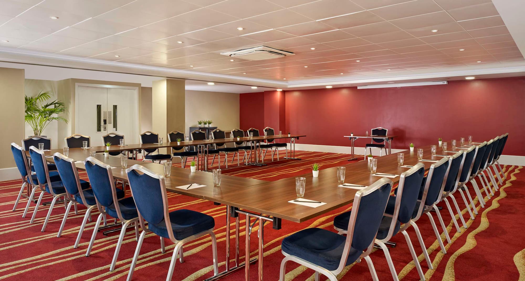 Park Plaza Nottingham - M&E Shape Plaza Suite