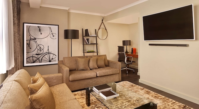 Park Plaza Nottingham - Presidential Suite Lounge