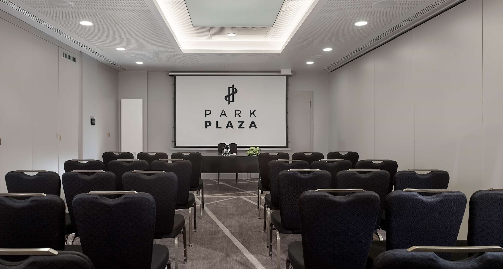 Park Plaza Nuremberg - Plaza Suite  Theater