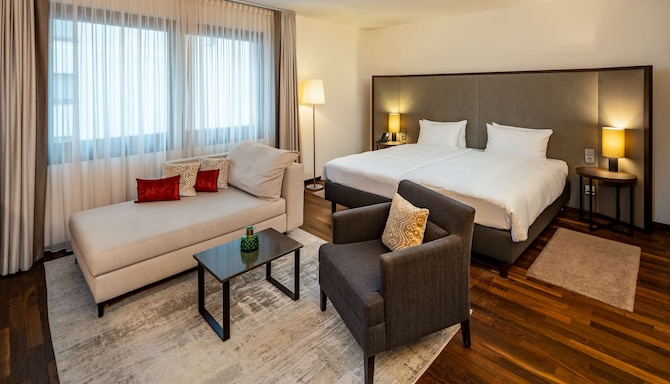 Guest room