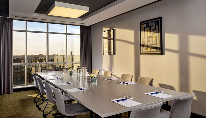 Park Plaza Utrecht - Park Suite 4 boardroom