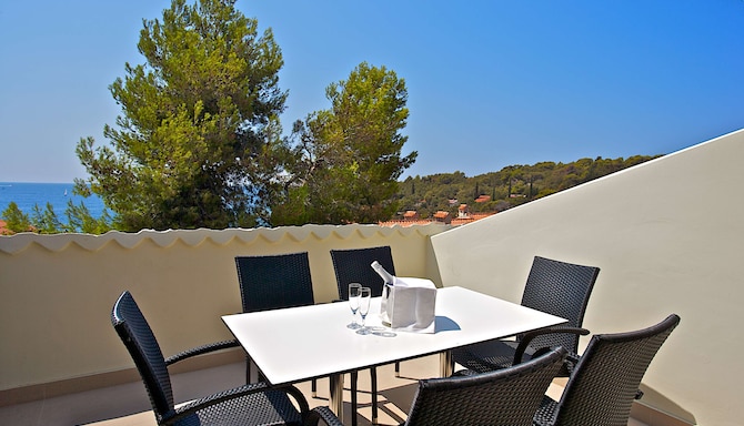 Park Plaza Verudela Pula - Two Bedroom Apartment