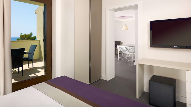 Park Plaza Verudela Pula - Two Bedroom Apartment