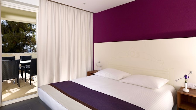 Park Plaza Verudela Pula - Two Bedroom Apartment