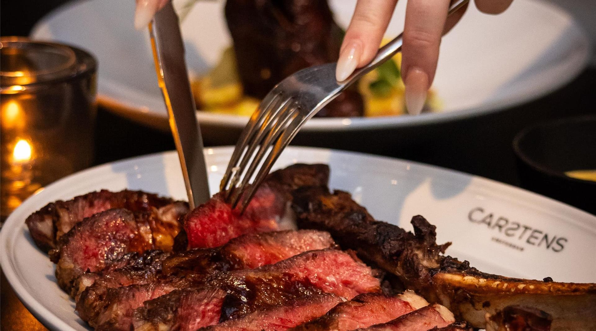 Park Plaza Victoria Amsterdam - Carstens main tomahawk steak
