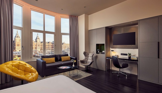 Park Plaza Victoria Amsterdam - Executive King Room Iconic View