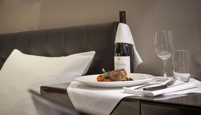 Park Plaza Victoria Amsterdam - Room Service