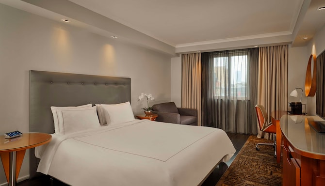 Park Plaza Victoria London - Executive Double Room