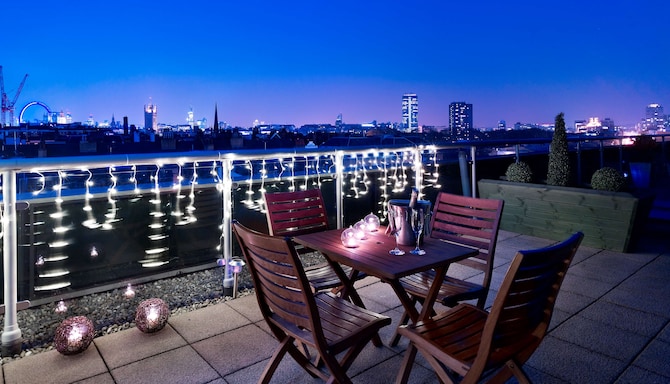 Park Plaza Victoria London - Apartment Terrace