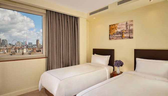 Park Plaza Victoria London - PPVL Two Bed Apartment Twin Room