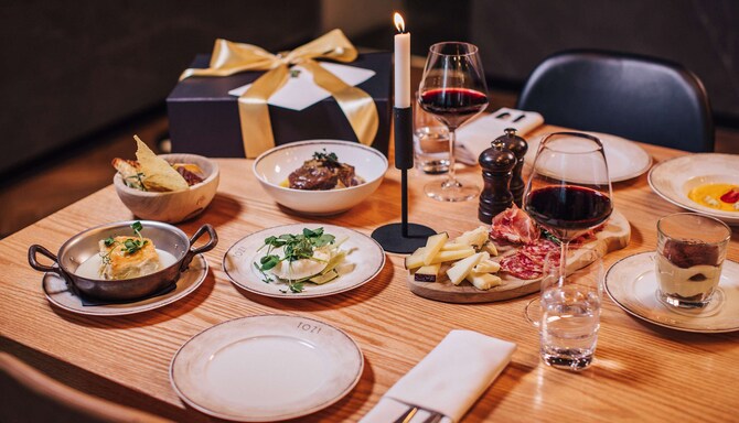 Festive boxes for Christmas and NYE