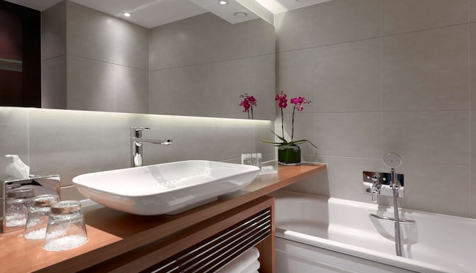Park Plaza Westminster Bridge London - Studio Room Bathroom