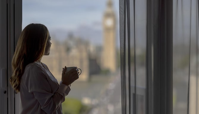 Park Plaza Westminster Bridge London - Big ben sihoulette view
