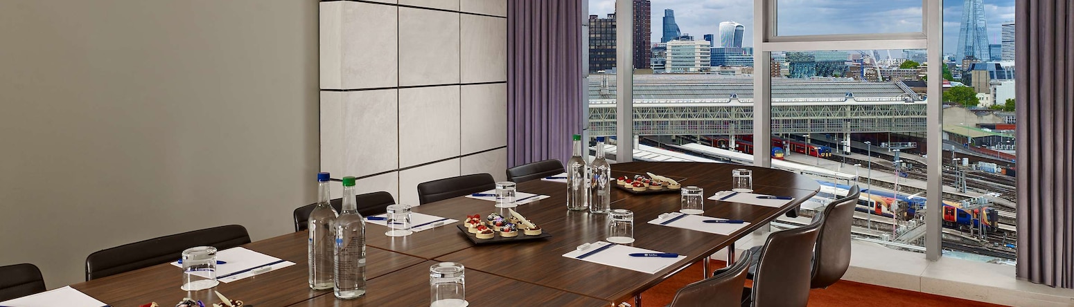 Park Plaza Westminster Bridge London - Sala City