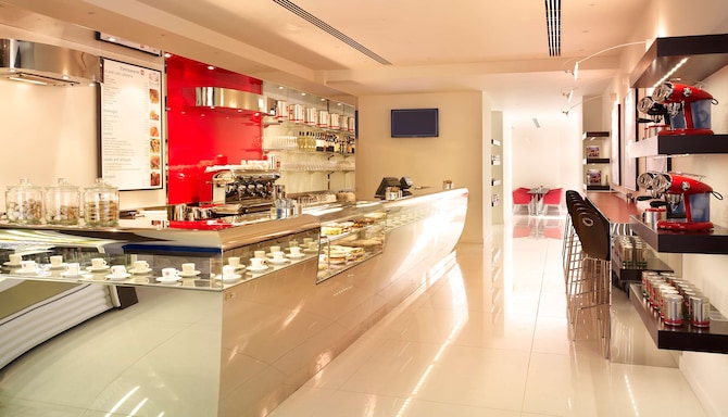 Park Plaza Westminster Bridge London - Café Illy