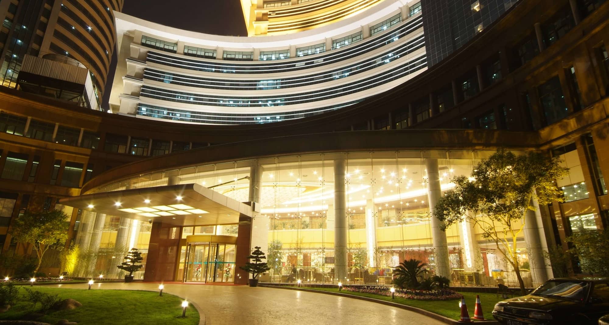 青松城大酒店 - Pine City Hotel - Exterior