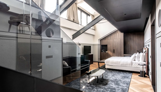 Radisson Collection Hotel Palazzo Touring Club Milan guest room