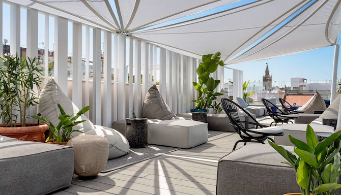 Radisson Collection Hotel, Magdalena Plaza Sevilla rooftop