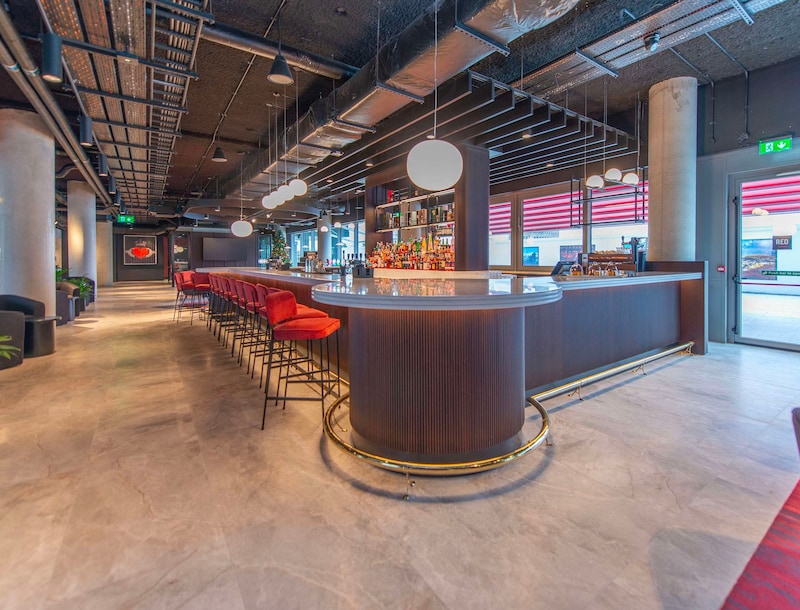 PR - EMEA 2024 - Radisson RED Galway Bar