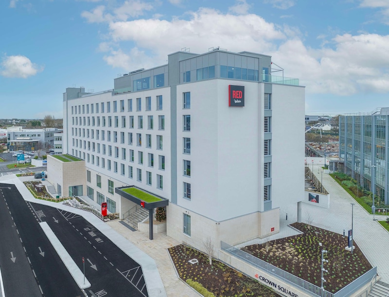 PR - EMEA 2024 - Radisson RED Galway Exterior
