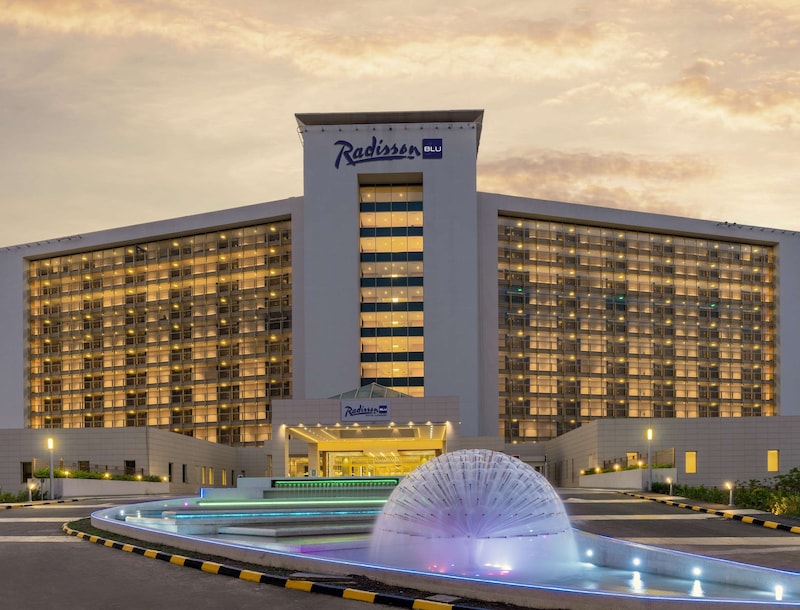 PR - EMEA 2024 - RB Conakry Exteriors