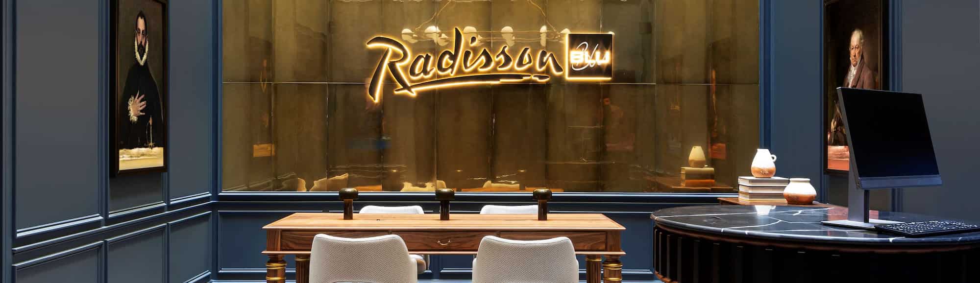 PR - Radisson Blu Hotel, Madrid Prado Lobby