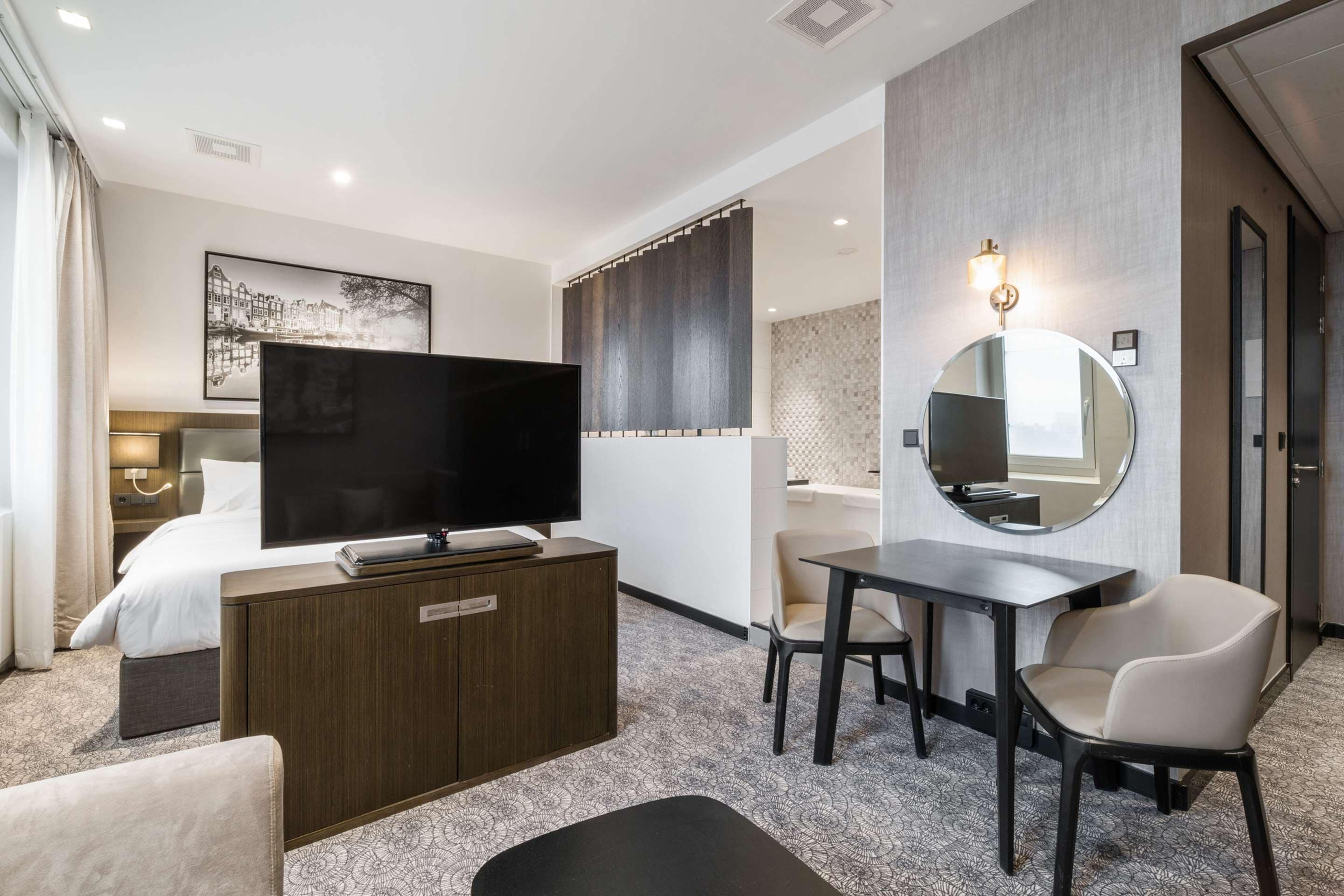 Radisson Hotel Suites Amsterdam South suite