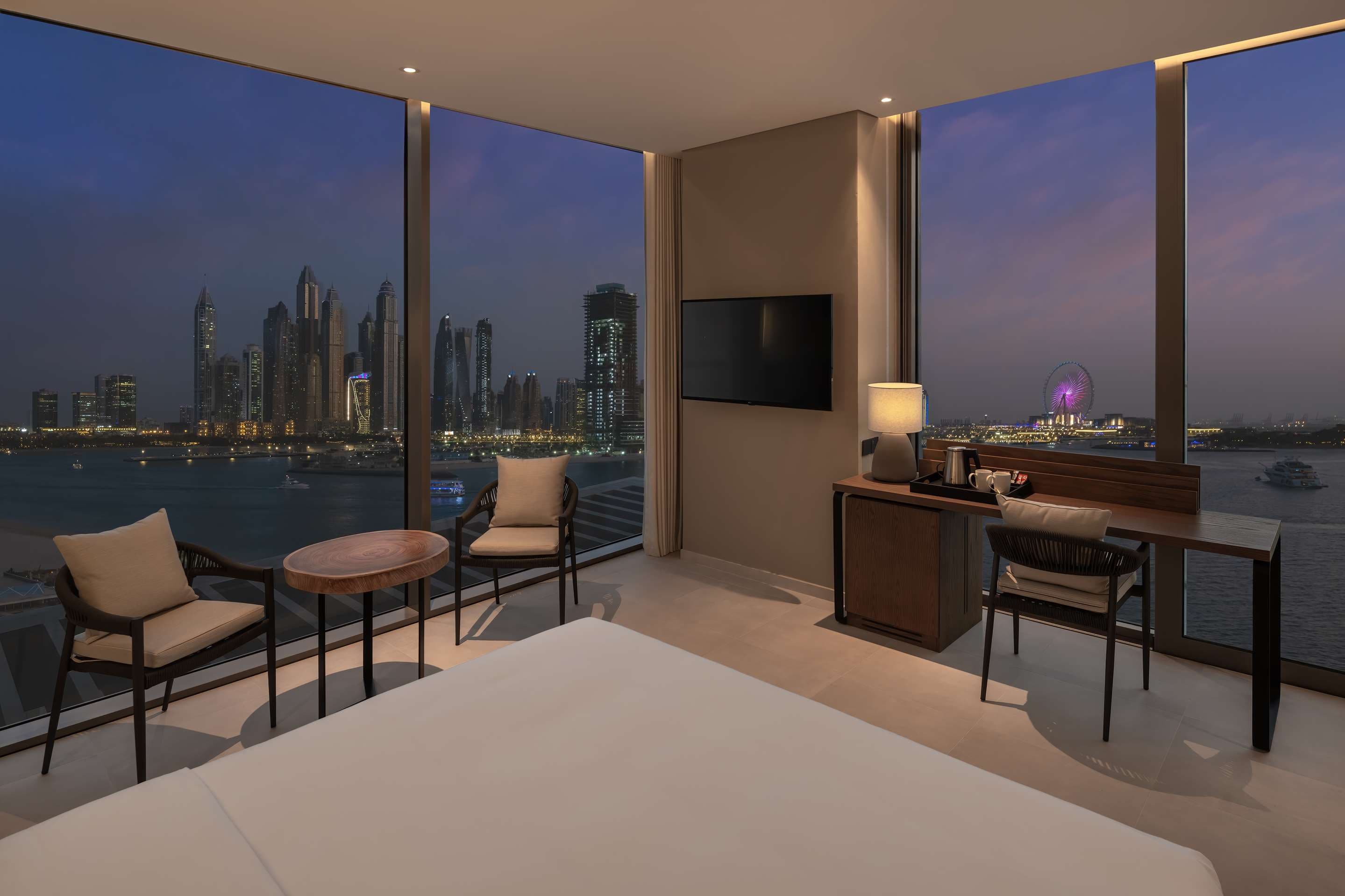 Radisson Beach Resort Palm Jumeirah Dubai Premium Corner Room Sea View