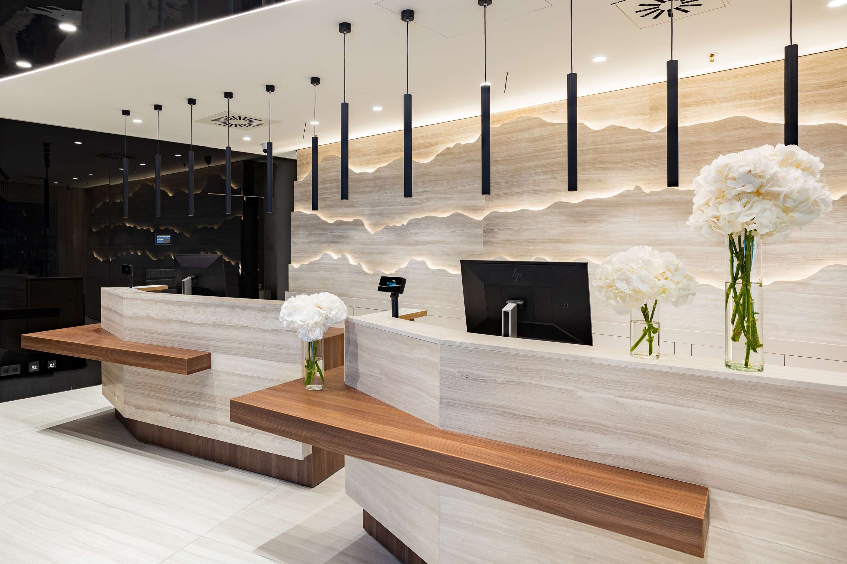 Front Desk at Radisson Blu Hotel Cluj