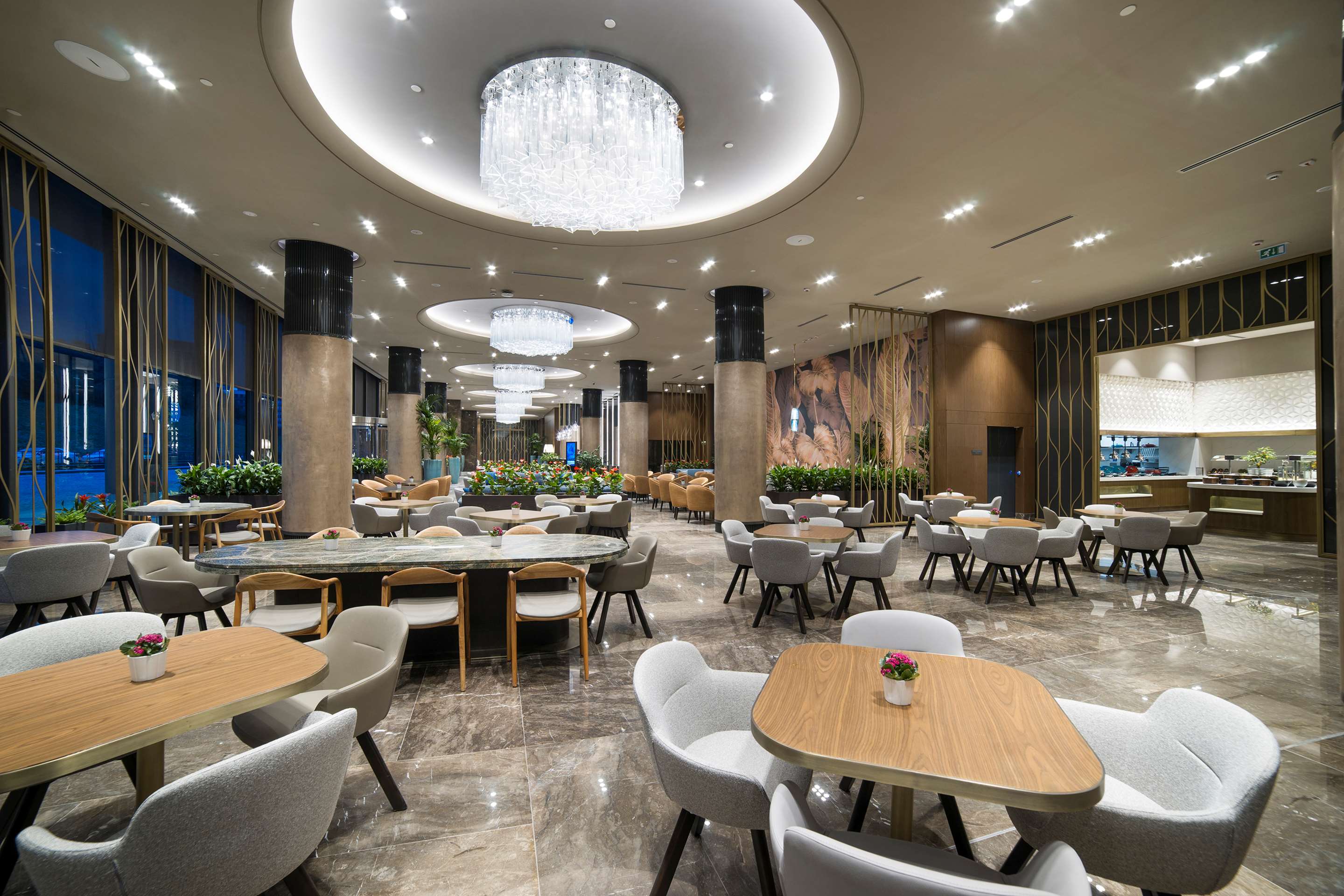 Restaurant at Radisson Collection Hotel Vadistanbul