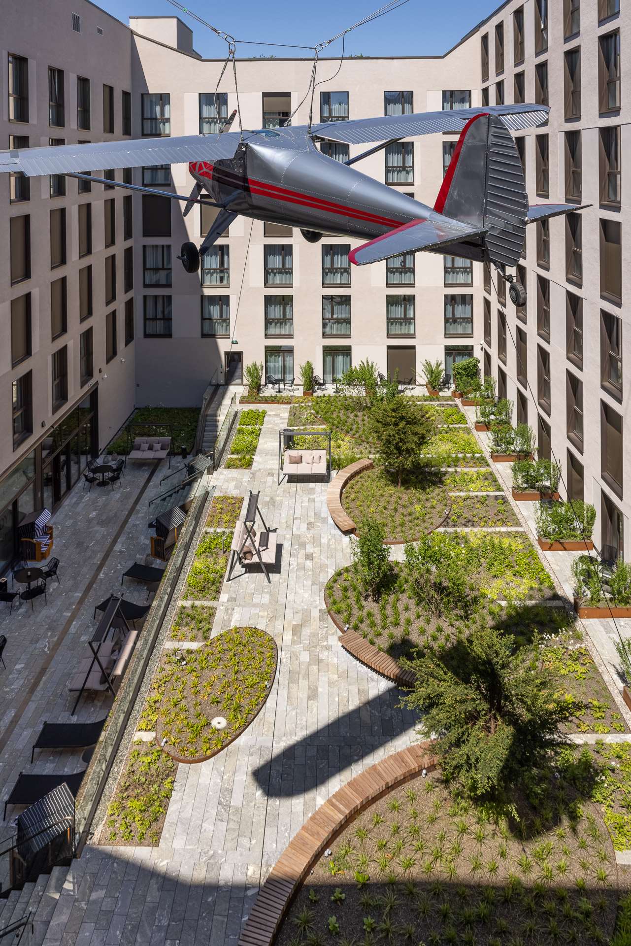 Radisson Hotel amp Suites Zurich Courtyard